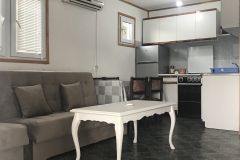 Living room 4
